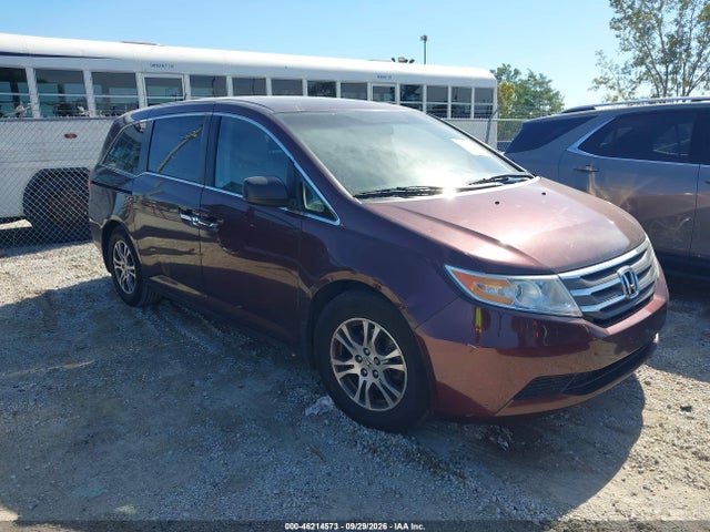 46214573 :رقم المزاد ، 5FNRL5H68BB039332 vin ، 2011 Honda Odyssey Ex-l مزاد بيع