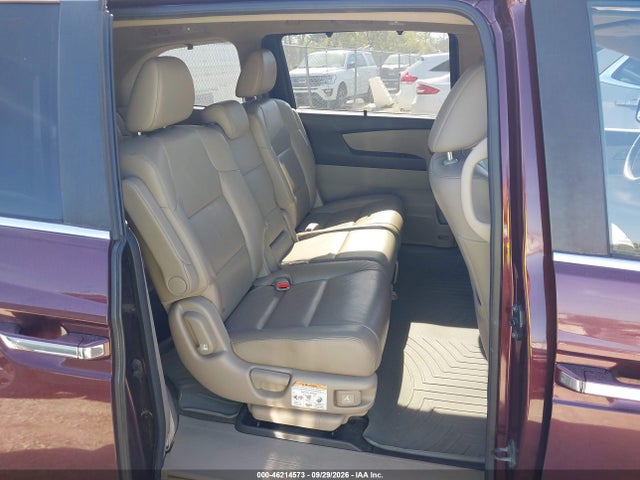 46214573 :رقم المزاد ، 5FNRL5H68BB039332 vin ، 2011 Honda Odyssey Ex-l مزاد بيع