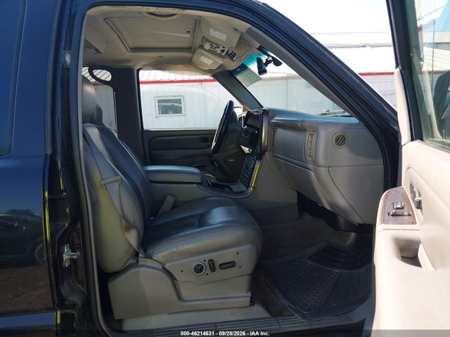 46214631 :رقم المزاد ، 1GKEK63UX6J122356 vin ، 2006 Gmc Yukon Denali مزاد بيع