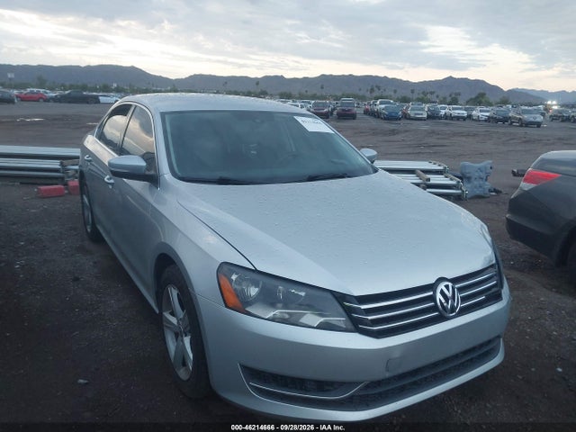 2015 Volkswagen Passat 1.8t Se მანქანა იყიდება აუქციონზე, vin: 1VWBT7A37FC015343, აუქციონის ნომერი: 46214666