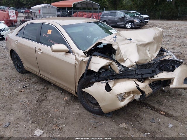 2010 Toyota Camry Le მანქანა იყიდება აუქციონზე, vin: 4T1BF3EK7AU045834, აუქციონის ნომერი: 46214667