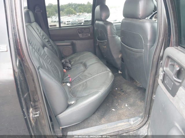 46214743 :رقم المزاد ، 1GCDT13W72K185332 vin ، 2002 Chevrolet S-10 Ls مزاد بيع