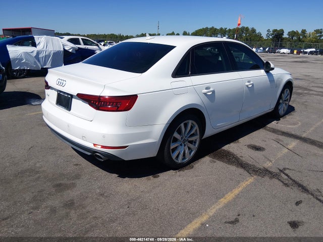 46214748 :رقم المزاد ، WAUGNAF47HN006423 vin ، 2017 Audi A4 2.0t Premium مزاد بيع