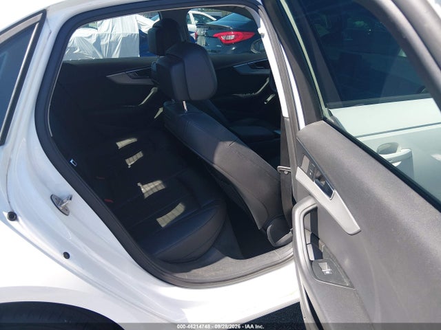 46214748 :رقم المزاد ، WAUGNAF47HN006423 vin ، 2017 Audi A4 2.0t Premium مزاد بيع