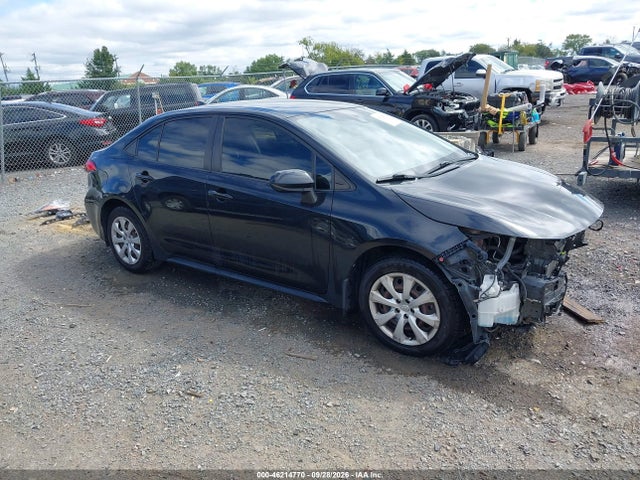 2021 Toyota Corolla Le მანქანა იყიდება აუქციონზე, vin: JTDEPMAE5MJ145411, აუქციონის ნომერი: 46214770