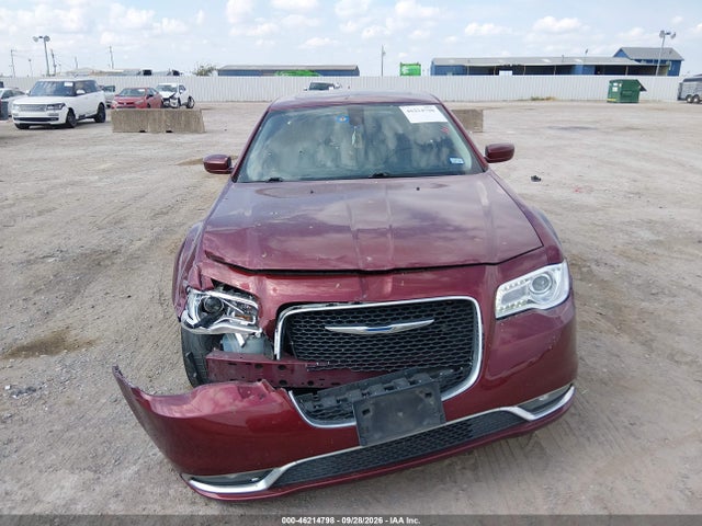 Продажа на аукционе авто 2018 Chrysler 300 Touring L, vin: 2C3CCAAG7JH177085, номер лота: 46214798