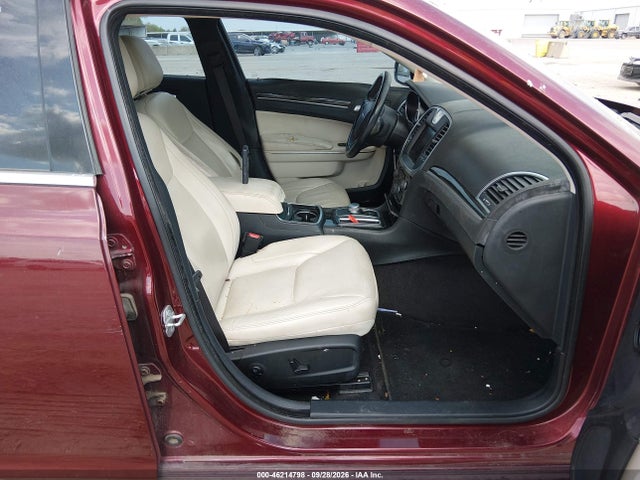 Продажа на аукционе авто 2018 Chrysler 300 Touring L, vin: 2C3CCAAG7JH177085, номер лота: 46214798