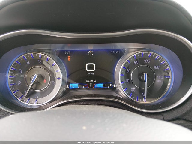 Продажа на аукционе авто 2018 Chrysler 300 Touring L, vin: 2C3CCAAG7JH177085, номер лота: 46214798