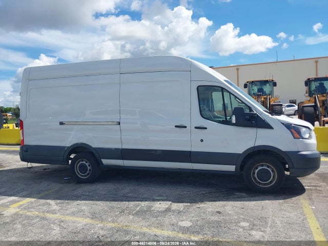 46214806 :رقم المزاد ، 1FTBW3XG5FKB25312 vin ، 2015 Ford Transit-350 مزاد بيع