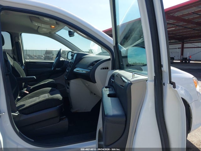46214815 :رقم المزاد ، 2C4RDGBG5JR288734 vin ، 2018 Dodge Grand Caravan Se مزاد بيع