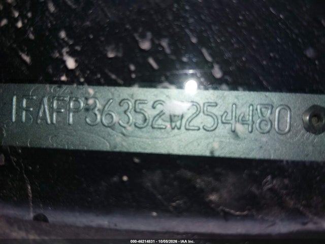 2002 Ford Focus Se/ztw მანქანა იყიდება აუქციონზე, vin: 1FAFP36352W254480, აუქციონის ნომერი: 46214831