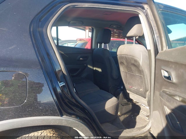 Chevrolet TRAX LS 2018 3GNCJKSB1JL419555 Image 8