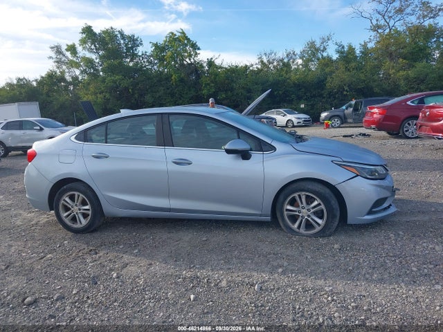 46214866 :رقم المزاد ، 1G1BE5SM2J7229661 vin ، 2018 Chevrolet Cruze Lt Auto مزاد بيع