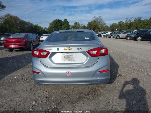 46214866 :رقم المزاد ، 1G1BE5SM2J7229661 vin ، 2018 Chevrolet Cruze Lt Auto مزاد بيع