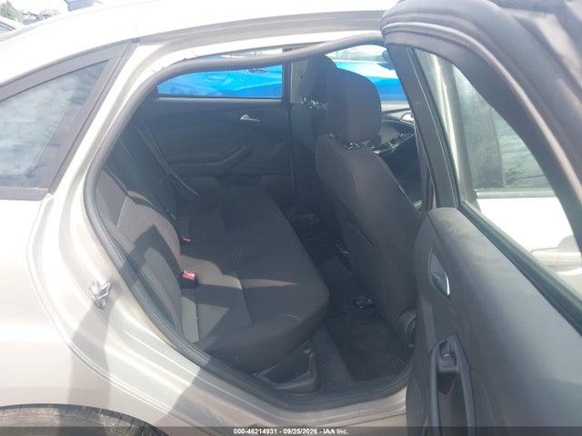 2015 Ford Focus Se მანქანა იყიდება აუქციონზე, vin: 1FADP3F23FL240003, აუქციონის ნომერი: 46214931