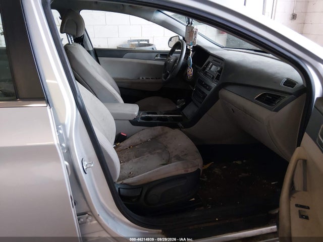 Продажа на аукционе авто 2017 Hyundai Sonata, vin: 5NPE24AF7HH472916, номер лота: 46214939