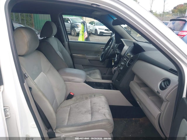 Продажа на аукционе авто 2013 Honda Pilot Lx, vin: 5FNYF4H28DB077639, номер лота: 46214948