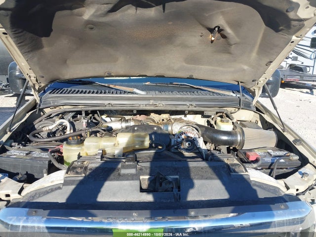 46214990 :رقم المزاد ، 1FTWW33F1YEC15606 vin ، 2000 Ford Super Duty F-350 Drw Lariat/xl/xlt مزاد بيع