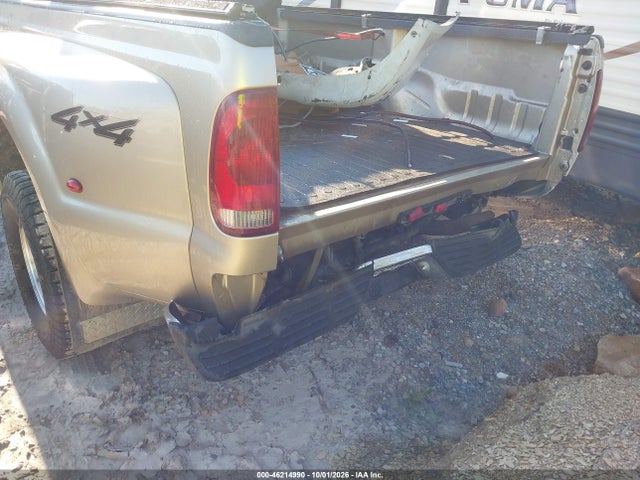 46214990 :رقم المزاد ، 1FTWW33F1YEC15606 vin ، 2000 Ford Super Duty F-350 Drw Lariat/xl/xlt مزاد بيع