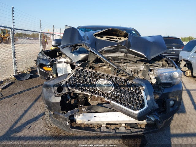 3TMAZ5CN4JM075264 Toyota Tacoma Trd Sport