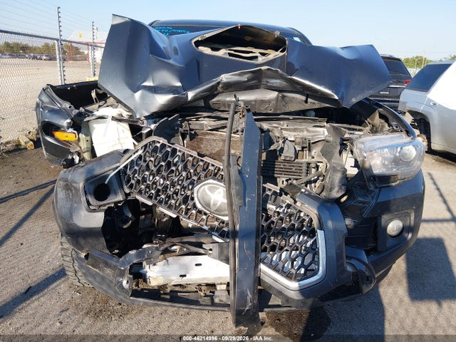 3TMAZ5CN4JM075264 Toyota Tacoma Trd Sport