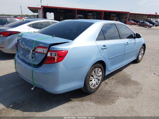46215002 :رقم المزاد ، 4T4BF1FK9CR200377 vin ، 2012 Toyota Camry Le مزاد بيع