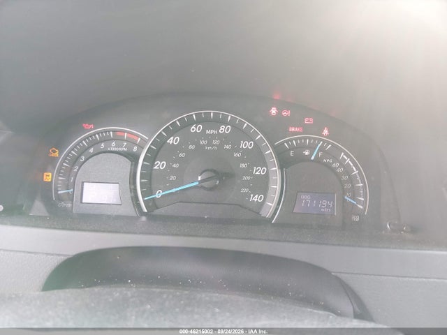 46215002 :رقم المزاد ، 4T4BF1FK9CR200377 vin ، 2012 Toyota Camry Le مزاد بيع