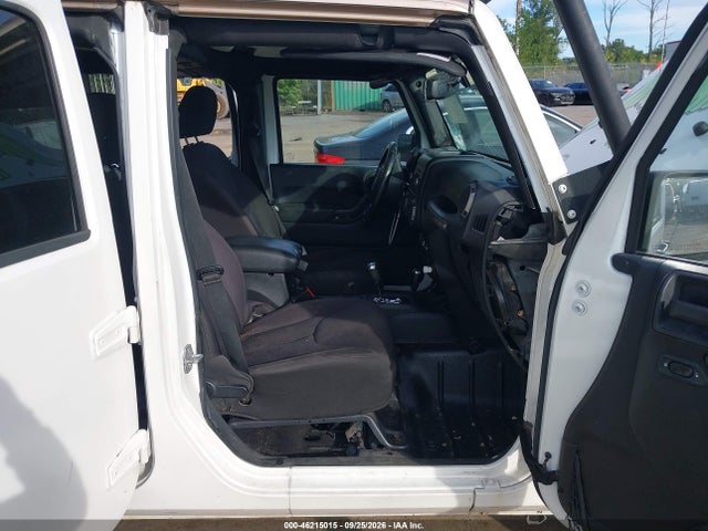 Продажа на аукционе авто 2015 Jeep Wrangler Unlimited Sport, vin: 1C4BJWDG7FL521904, номер лота: 46215015