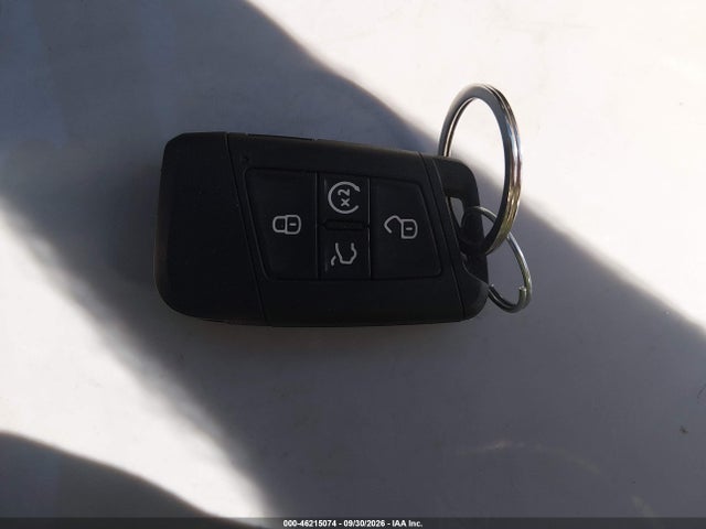 46215074 :رقم المزاد ، 1V2BP2CA0NC516738 vin ، 2022 Volkswagen Atlas 2.0t Sel مزاد بيع