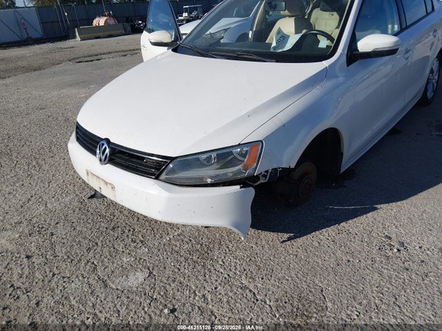 2011 Volkswagen Jetta 2.5l Se მანქანა იყიდება აუქციონზე, vin: 3VWDX7AJ8BM387181, აუქციონის ნომერი: 46215128