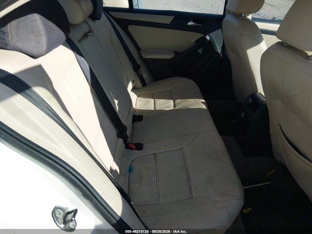 2011 Volkswagen Jetta 2.5l Se მანქანა იყიდება აუქციონზე, vin: 3VWDX7AJ8BM387181, აუქციონის ნომერი: 46215128