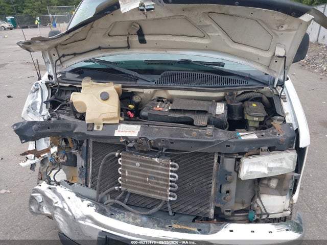 2002 Chevrolet Express მანქანა იყიდება აუქციონზე, vin: 1GCHG35R821191526, აუქციონის ნომერი: 46215178