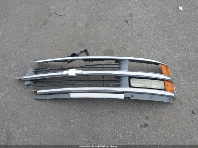 2002 Chevrolet Express მანქანა იყიდება აუქციონზე, vin: 1GCHG35R821191526, აუქციონის ნომერი: 46215178