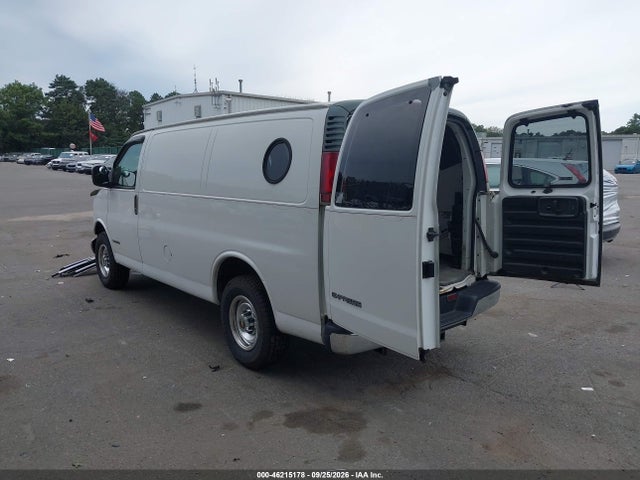 2002 Chevrolet Express მანქანა იყიდება აუქციონზე, vin: 1GCHG35R821191526, აუქციონის ნომერი: 46215178