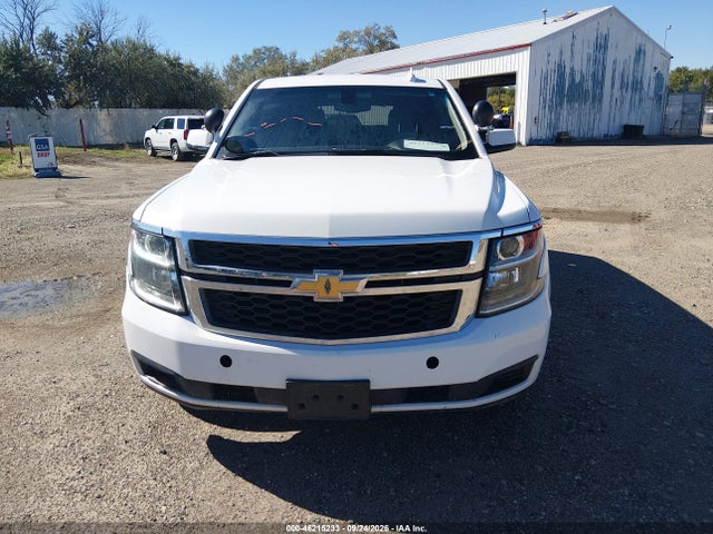 46215233 :رقم المزاد ، 1GNSKFEC5HR321023 vin ، 2017 Chevrolet Tahoe Commercial Fleet مزاد بيع