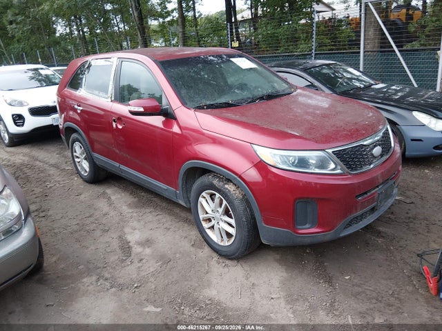 Продажа на аукционе авто 2015 Kia Sorento Lx, vin: 5XYKT3A61FG553098, номер лота: 46215267