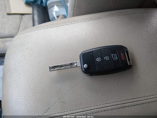 2015 Kia Sorento Lx მანქანა იყიდება აუქციონზე, vin: 5XYKT3A61FG553098, აუქციონის ნომერი: 46215267