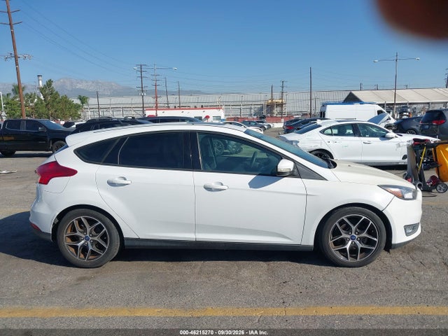Ford FOCUS SEL 2018 1FADP3M28JL241076 Image 13