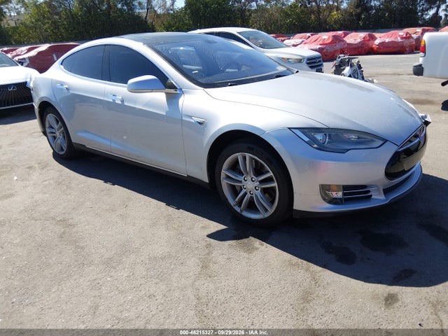 Aukcja sprzedaży 2013 Tesla Model S, vin: 5YJSA1CG6DFP09236, numer aukcji: 46215327