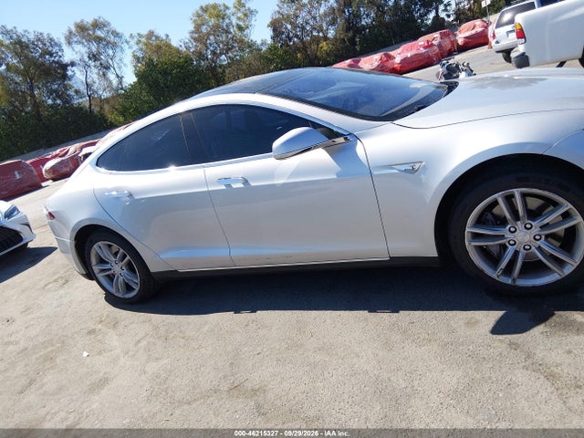 Aukcja sprzedaży 2013 Tesla Model S, vin: 5YJSA1CG6DFP09236, numer aukcji: 46215327