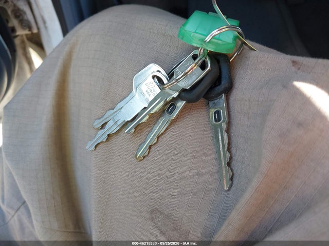 46215330 :رقم المزاد ، 2G4WS52J3Y1333764 vin ، 2000 Buick Century Custom مزاد بيع