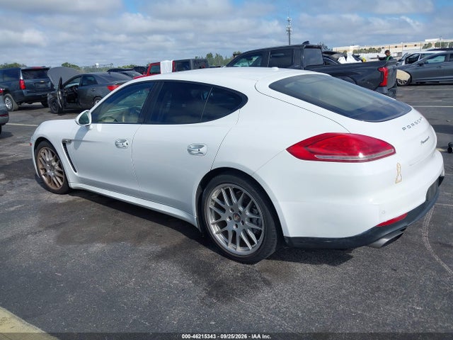 46215343 :رقم المزاد ، WP0AA2A70EL013345 vin ، 2014 Porsche Panamera 4 مزاد بيع
