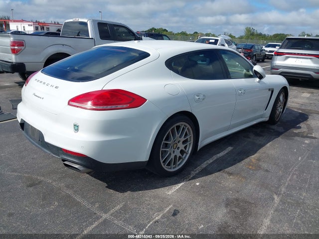 46215343 :رقم المزاد ، WP0AA2A70EL013345 vin ، 2014 Porsche Panamera 4 مزاد بيع