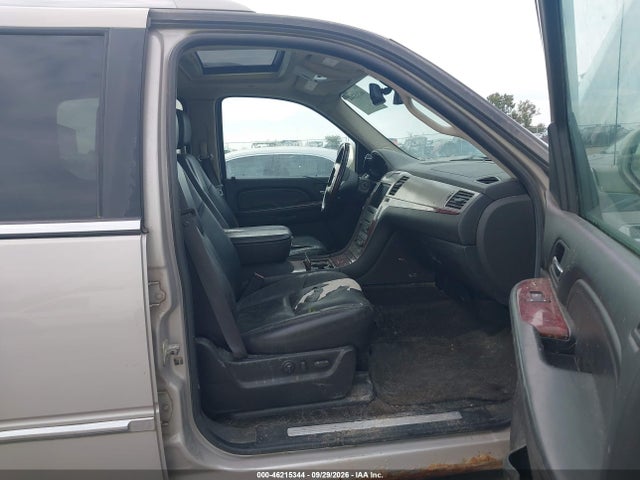 Продаж на аукціоні авто 2007 Cadillac Escalade Ext Standard, vin: 3GYFK62857G156383, номер лоту: 46215344