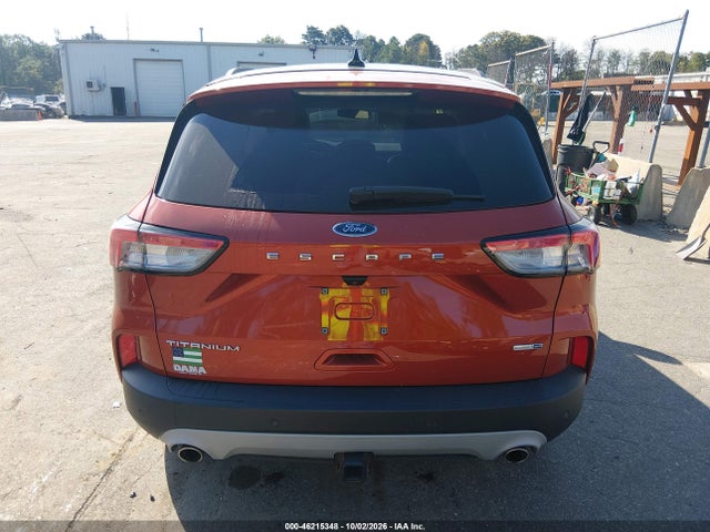 46215348 :رقم المزاد ، 1FMCU9J93LUA44666 vin ، 2020 Ford Escape Titanium مزاد بيع