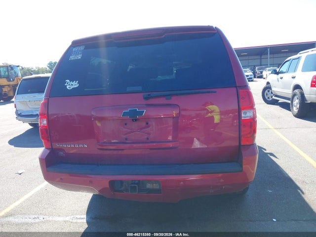 46215380 :رقم المزاد ، 1GNSKJE7XER104648 vin ، 2014 Chevrolet Suburban 1500 Lt مزاد بيع