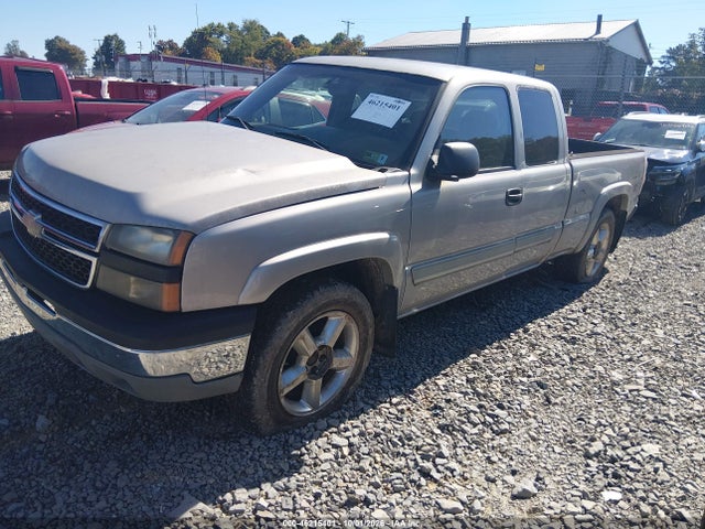 Продажа на аукционе авто 2004 Chevrolet Silverado 1500 Z71, vin: 2GCEK19T241202691, номер лота: 46215401