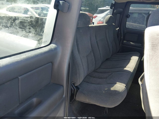 Продажа на аукционе авто 2004 Chevrolet Silverado 1500 Z71, vin: 2GCEK19T241202691, номер лота: 46215401