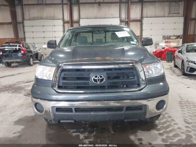 46215442 :رقم المزاد ، 5TFMY5F15AX117055 vin ، 2010 Toyota Tundra Grade 5.7l V8 مزاد بيع