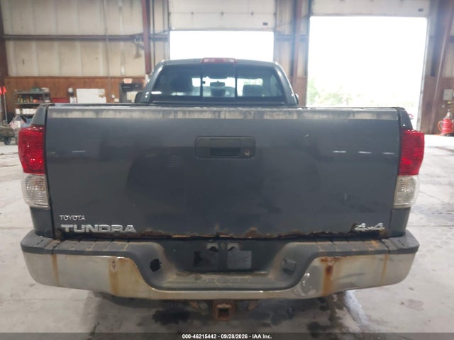 46215442 :رقم المزاد ، 5TFMY5F15AX117055 vin ، 2010 Toyota Tundra Grade 5.7l V8 مزاد بيع